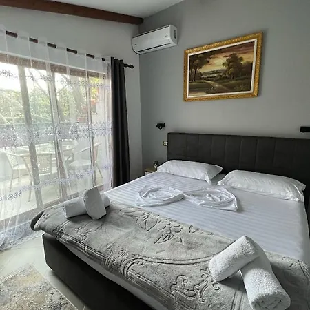 酒店 Millenium 地拉那