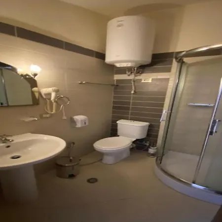 Hotel Millenium 3*